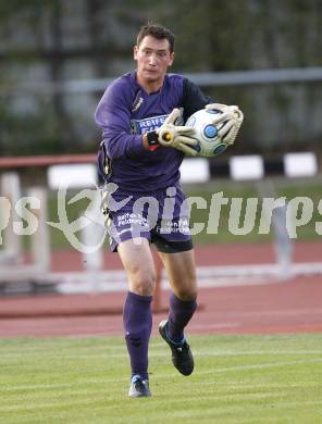 Fussball Kaerntner Liga. VSV gegen SV Feldkirchen. Hans Joachim Thamer (Feldkirchen). Villach, am 28.8.2009.
Foto: Kuess
---
pressefotos, pressefotografie, kuess, qs, qspictures, sport, bild, bilder, bilddatenbank