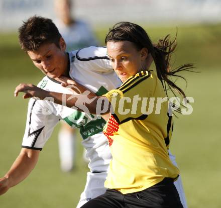 Fussball. OEFB-Frauenliga.  SK Kelag Kaernten Frauen gegen Ardagger SCU. Iris Robitsch (Kaernten), (Ardagger). Glanegg, 30.8.2009.
Foto: Kuess

---
pressefotos, pressefotografie, kuess, qs, qspictures, sport, bild, bilder, bilddatenbank