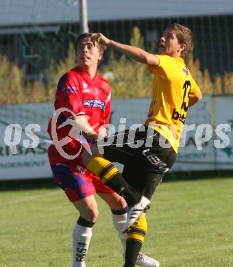 Fussball Regionalliga. SAK gegen Allerheiligen. Grega Triplat (SAK), Thomas Miedl (Allerheiligen). Klagenfurt, am 1.9.2009.
Foto: Kuess
---
pressefotos, pressefotografie, kuess, qs, qspictures, sport, bild, bilder, bilddatenbank