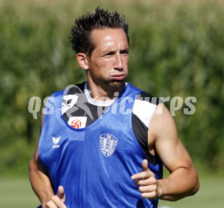 Fussball Bundesliga. Training SK Austria Kaernten. Matthias Dollinger. Moosburg, am 1.9.2009.
Foto: Kuess
---
pressefotos, pressefotografie, kuess, qs, qspictures, sport, bild, bilder, bilddatenbank