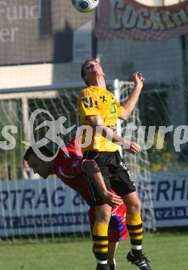 Fussball Regionalliga. SAK gegen Allerheiligen. Goran Jolic (SAK), Mario Bretterklieber (Allerheiligen). Klagenfurt, am 1.9.2009.
Foto: Kuess
---
pressefotos, pressefotografie, kuess, qs, qspictures, sport, bild, bilder, bilddatenbank