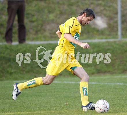 Fussball Bundesliga. Testspiel SK Austria Kaernten gegen NK Nova Gorica. Martin Hiden (Austria Kaernten). Ludmannsdorf, am 3.9.2009.
Foto: Kuess
---
pressefotos, pressefotografie, kuess, qs, qspictures, sport, bild, bilder, bilddatenbank