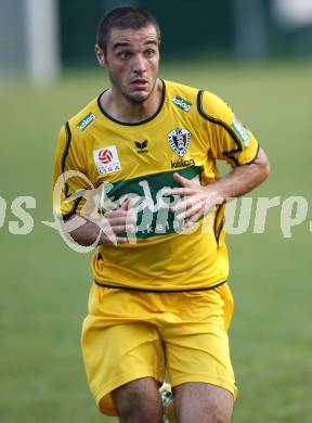 Fussball. Tipp3-Bundesliga. Testspiel. Austria Kaernten gegen Nova Gorica. Marco Salvatore (Austria Kaernten). Ludmannsdorf, 3.9.2009. 
Foto: Kuess

---
pressefotos, pressefotografie, kuess, qs, qspictures, sport, bild, bilder, bilddatenbank