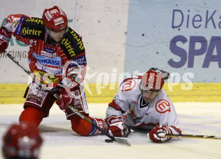 EBEL. Eishockey Bundesliga. Testspiel KAC gegen Jesenice. Manuel Geier,  (KAC), Miha Rebolj (Jesenice). Klagenfurt, am 4.9.2009.
Foto: Kuess

---
pressefotos, pressefotografie, kuess, qs, qspictures, sport, bild, bilder, bilddatenbank