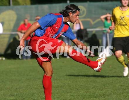 Fussball Unterliga West. Landskron gegen Magdalen. Stefan Preissl (Landskron). Landskron, am 5.9.2009.
Foto: Kuess
---
pressefotos, pressefotografie, kuess, qs, qspictures, sport, bild, bilder, bilddatenbank