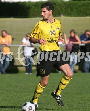 Fussball Unterliga West. Landskron gegen Magdalen. Daniel Heber (Magdalen). Landskron, am 5.9.2009.
Foto: Kuess
---
pressefotos, pressefotografie, kuess, qs, qspictures, sport, bild, bilder, bilddatenbank