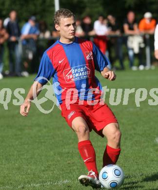 Fussball Unterliga West. Landskron gegen Magdalen. Dominik Debriacher (Landskron). Landskron, am 5.9.2009.
Foto: Kuess
---
pressefotos, pressefotografie, kuess, qs, qspictures, sport, bild, bilder, bilddatenbank