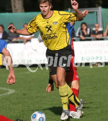 Fussball Unterliga West. Landskron gegen Magdalen. Kevin Maier (Magdalen). Landskron, am 5.9.2009.
Foto: Kuess
---
pressefotos, pressefotografie, kuess, qs, qspictures, sport, bild, bilder, bilddatenbank