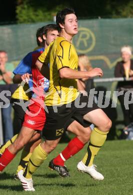 Fussball Unterliga West. Landskron gegen Magdalen. Daniel Maier (Magdalen). Landskron, am 5.9.2009.
Foto: Kuess
---
pressefotos, pressefotografie, kuess, qs, qspictures, sport, bild, bilder, bilddatenbank