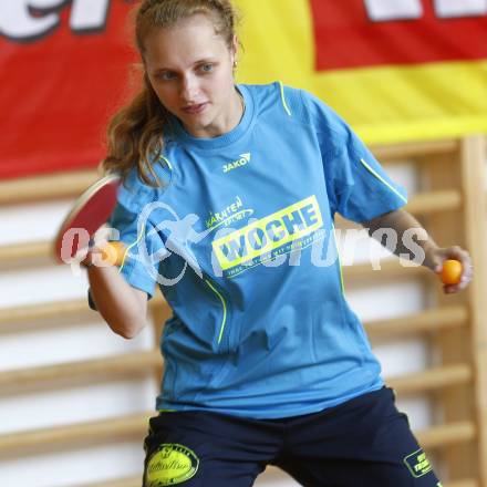 Tischtennis Bundesliga. TTC Villach. Lenka Kmotorkova. Villach, am 5.9.2009.
Foto: Kuess
---
pressefotos, pressefotografie, kuess, qs, qspictures, sport, bild, bilder, bilddatenbank