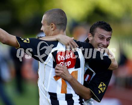 Fussball. Regionalliga.  WAC/St. Andrae gegen FC St. Veit.  Torjubel Stefan Sebastian Korepp, Christian Falk (WAC), (St. Veit). Wolfsberg, 6.9.2009.
Foto: Kuess

---
pressefotos, pressefotografie, kuess, qs, qspictures, sport, bild, bilder, bilddatenbank