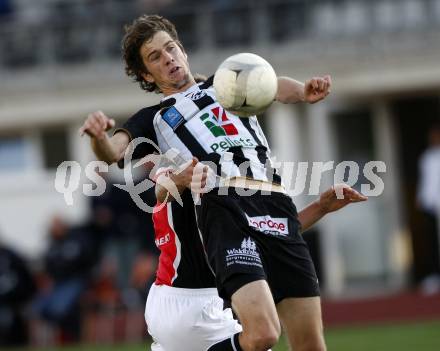 Fussball. Regionalliga.  WAC/St. Andrae gegen FC St. Veit.  Christian Falk (WAC), (St. Veit). Wolfsberg, 6.9.2009.
Foto: Kuess

---
pressefotos, pressefotografie, kuess, qs, qspictures, sport, bild, bilder, bilddatenbank