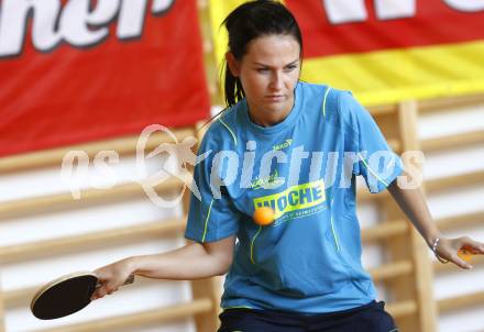 Tischtennis Bundesliga. TTC Villach. Jana Medrikova. Villach, am 5.9.2009.
Foto: Kuess
---
pressefotos, pressefotografie, kuess, qs, qspictures, sport, bild, bilder, bilddatenbank