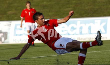 Fussball Laenderspiel U19 Oesterreich gegen Slowenien. Markus Pink (Oesterreich). St. Veit, am 8.9.2009.
Foto: Kuess
---
pressefotos, pressefotografie, kuess, qs, qspictures, sport, bild, bilder, bilddatenbank