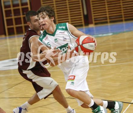 Basketball Bundesliga. Testspiel Woerthersee Piraten. Sebastian Schaal. Klagenfurt, am 8.9.2009.
Foto: Kuess
---
pressefotos, pressefotografie, kuess, qs, qspictures, sport, bild, bilder, bilddatenbank