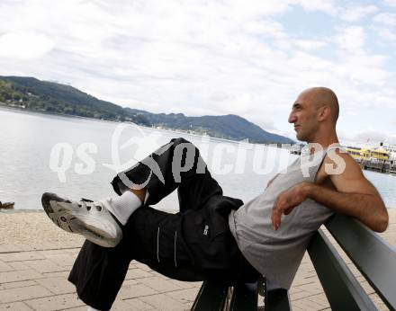 Basketball Bundesliga. Woerthersee Piraten. Trainer Nenad Videka. Klagenfurt, am 5.9.2009.
Foto: Kuess
---
pressefotos, pressefotografie, kuess, qs, qspictures, sport, bild, bilder, bilddatenbank