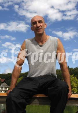 Basketball Bundesliga. Woerthersee Piraten. Trainer Nenad Videka. Klagenfurt, am 5.9.2009.
Foto: Kuess
---
pressefotos, pressefotografie, kuess, qs, qspictures, sport, bild, bilder, bilddatenbank