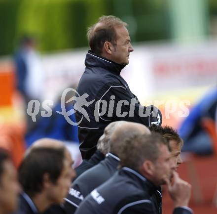 Fussball. Regionalliga.  WAC/St. Andrae gegen FC St. Veit. Trainer Hans Peter Buchleitner (WAC). Wolfsberg, 6.9.2009.
Foto: Kuess

---
pressefotos, pressefotografie, kuess, qs, qspictures, sport, bild, bilder, bilddatenbank