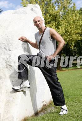 Basketball Bundesliga. Woerthersee Piraten. Trainer Nenad Videka. Klagenfurt, am 5.9.2009.
Foto: Kuess
---
pressefotos, pressefotografie, kuess, qs, qspictures, sport, bild, bilder, bilddatenbank