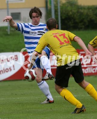 Fussball. KFV-Cup. Magdalen gegen VSV. Greile Daniel (Magdalen), Banic Luka (VSV). Magdalen, 9.9.2009.
Foto: Kuess
---
pressefotos, pressefotografie, kuess, qs, qspictures, sport, bild, bilder, bilddatenbank