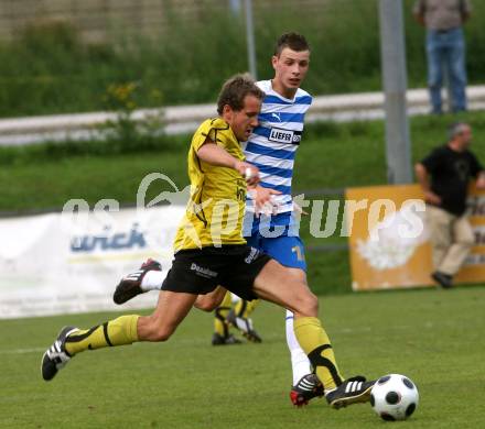 Fussball. KFV-Cup. Magdalen gegen VSV. Prettenthaler Manuel (Magdalen), Hrstic Nico (VSV). Magdalen, 9.9.2009.
Foto: Kuess
---
pressefotos, pressefotografie, kuess, qs, qspictures, sport, bild, bilder, bilddatenbank