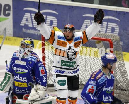 EBEL. Eishockey Bundesliga. EC Pasut VSV gegen Eishockeyclub Graz 99ers. Gerhard Prohaska, (VSV), Torjubel Christoph Harand (Graz). Villach, am 13.9.2009.
Foto: Kuess 


---
pressefotos, pressefotografie, kuess, qs, qspictures, sport, bild, bilder, bilddatenbank