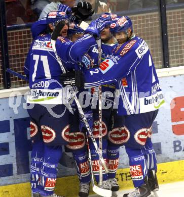 EBEL. Eishockey Bundesliga. EC Pasut VSV gegen Eishockeyclub Graz 99ers. Torjubel VSV. Villach, am 13.9.2009.
Foto: Kuess 


---
pressefotos, pressefotografie, kuess, qs, qspictures, sport, bild, bilder, bilddatenbank