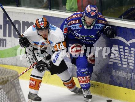 EBEL. Eishockey Bundesliga. EC Pasut VSV gegen Eishockeyclub Graz 99ers. Michael Raffl (VSV), GRAHUT Ziga (Graz). Villach, am 13.9.2009.
Foto: Kuess 


---
pressefotos, pressefotografie, kuess, qs, qspictures, sport, bild, bilder, bilddatenbank