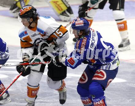 EBEL. Eishockey Bundesliga. EC Pasut VSV gegen Eishockeyclub Graz 99ers. Christian Ban (VSV), WOGER Daniel (Graz). Villach, am 13.9.2009.
Foto: Kuess 


---
pressefotos, pressefotografie, kuess, qs, qspictures, sport, bild, bilder, bilddatenbank