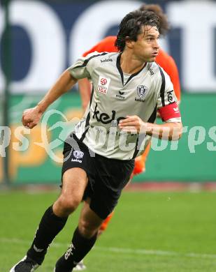 Fussball. Tipp3-Bundesliga. SK Austria Kelag Kaernten  gegen FK Austria Wien. Jocelyn Blanchard (Austria Kaernten). Klagenfurt, 12.9.2009. 
Foto: Kuess

---
pressefotos, pressefotografie, kuess, qs, qspictures, sport, bild, bilder, bilddatenbank