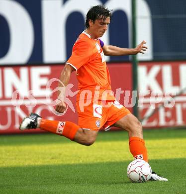 Fussball. Tipp3-Bundesliga. SK Austria Kelag Kaernten  gegen FK Austria Wien. Milenko Acimovic (Austria Wien). Klagenfurt, 12.9.2009. 
Foto: Kuess

---
pressefotos, pressefotografie, kuess, qs, qspictures, sport, bild, bilder, bilddatenbank