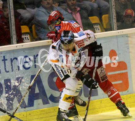 EBEL. Eishockey Bundesliga. KAC gegen EHC LIWEST Linz. SCHELLANDER Paul (KAC), BRONILLA Rich (Linz). Klagenfurt, am 17.9.2009.
Foto: Kuess

---
pressefotos, pressefotografie, kuess, qs, qspictures, sport, bild, bilder, bilddatenbank