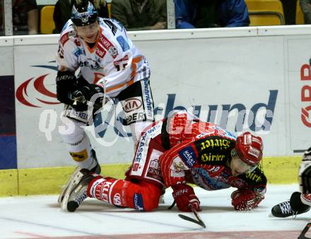 EBEL. Eishockey Bundesliga. KAC gegen EHC LIWEST Linz. BRANDNER Christoph (KAC), IBERER Matthias (Linz). Klagenfurt, am 17.9.2009.
Foto: Kuess

---
pressefotos, pressefotografie, kuess, qs, qspictures, sport, bild, bilder, bilddatenbank