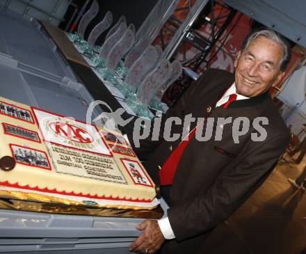 EBEL. Eishockey Bundesliga. 100 Jahr Feier KAC. Hans Wagner. Klagenfurt, am 19.9.2009.
Foto: Kuess
---
pressefotos, pressefotografie, kuess, qs, qspictures, sport, bild, bilder, bilddatenbank