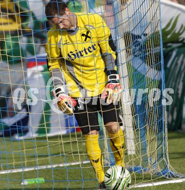 Fussball OEFB Cup. FC St. Veit gegen Rapid Wien. Manuel Pirmann (St. Veit). St. Veit, am 20.9.2009.
Foto: Kuess

---
pressefotos, pressefotografie, kuess, qs, qspictures, sport, bild, bilder, bilddatenbank