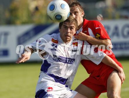 Fussball OEFB Cup. SAK Klagenfurt gegen Trenkwalder Admira. Grega Triplat (SAK), Martin Pusic (Admira). Klagenfurt, am 19.9.2009.
Foto: Kuess

---
pressefotos, pressefotografie, kuess, qs, qspictures, sport, bild, bilder, bilddatenbank