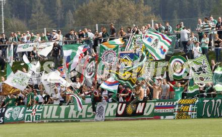 Fussball OEFB Cup. FC St. Veit gegen Rapid Wien. Rapid Fans. St. Veit, am 20.9.2009.
Foto: Kuess

---
pressefotos, pressefotografie, kuess, qs, qspictures, sport, bild, bilder, bilddatenbank