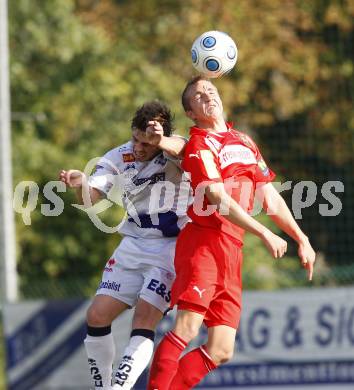 Fussball OEFB Cup. SAK Klagenfurt gegen Trenkwalder Admira. Grega Triplat,  (SAK), Christopher Dibon (Admira). Klagenfurt, am 19.9.2009.
Foto: Kuess

---
pressefotos, pressefotografie, kuess, qs, qspictures, sport, bild, bilder, bilddatenbank