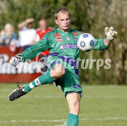 Fussball OEFB Cup. SAK Klagenfurt gegen Trenkwalder Admira. Alexander Kofler (SAK). Klagenfurt, am 19.9.2009.
Foto: Kuess
---
pressefotos, pressefotografie, kuess, qs, qspictures, sport, bild, bilder, bilddatenbank