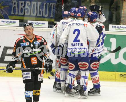 EBEL. Eishockey Bundesliga. VSV gegen EHC Liwest Linz. Torjubel (VSV). Villach, am 22.9.2009.
Foto: Kuess
---
pressefotos, pressefotografie, kuess, qs, qspictures, sport, bild, bilder, bilddatenbank