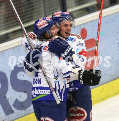 EBEL. Eishockey Bundesliga. VSV gegen EHC Liwest Linz. Torjubel Christian Ban, Benjamin Petrik (VSV). Villach, am 22.9.2009.
Foto: Kuess
---
pressefotos, pressefotografie, kuess, qs, qspictures, sport, bild, bilder, bilddatenbank