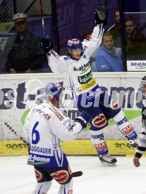 EBEL. Eishockey Bundesliga. VSV gegen EHC Liwest Linz. Torjubel Michael Raffl. Villach, am 22.9.2009.
Foto: Kuess 


---
pressefotos, pressefotografie, kuess, qs, qspictures, sport, bild, bilder, bilddatenbank