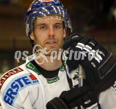 EBEL. Eishockey Bundesliga. VSV gegen EHC Liwest Linz. Michael Martin (VSV). Villach, am 22.9.2009.
Foto: Kuess 


---
pressefotos, pressefotografie, kuess, qs, qspictures, sport, bild, bilder, bilddatenbank