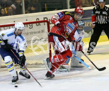 EBEL. Eishockey Bundesliga. KAC gegen KHL Medvescak Zagreb. Christoph Brandner,  (KAC), Alan Letang, Robert Kristan (Zagreb). Klagenfurt, am 25.9.2009.
Foto: Kuess 

---
pressefotos, pressefotografie, kuess, qs, qspictures, sport, bild, bilder, bilddatenbank