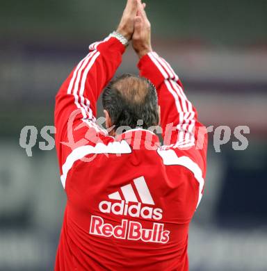 Fussball. Tipp3-Bundesliga. SK Austria Kelag Kaernten  gegen Red Bull Salzburg.  Trainer Huub Stevens (Red Bull Salzburg). Klagenfurt, 26.9.2009.
Foto: Kuess  

---
pressefotos, pressefotografie, kuess, qs, qspictures, sport, bild, bilder, bilddatenbank