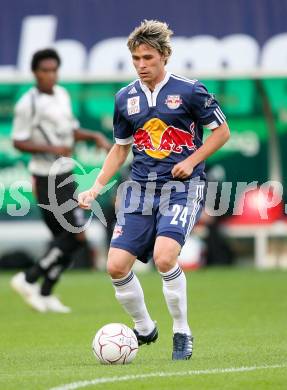 Fussball. Tipp3-Bundesliga. SK Austria Kelag Kaernten  gegen Red Bull Salzburg.  Christoph Leitgeb (Red Bull Salzburg). Klagenfurt, 26.9.2009. 
Foto: Kuess

---
pressefotos, pressefotografie, kuess, qs, qspictures, sport, bild, bilder, bilddatenbank