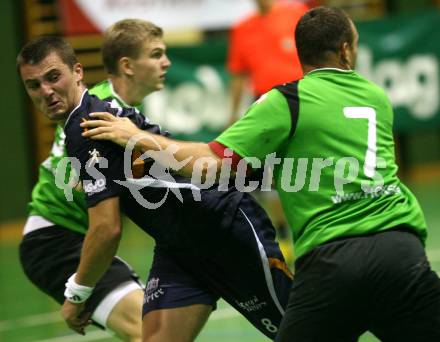 Handball. Bundesliga. HCK gegen SC Ferlach. A. Hirbernic (23) G.Radovic (7)(HCK), A. Virze (Ferlach).
Viktring, 19.9.2009.
Foto: Kuess
---
pressefotos, pressefotografie, kuess, qs, qspictures, sport, bild, bilder, bilddatenbank