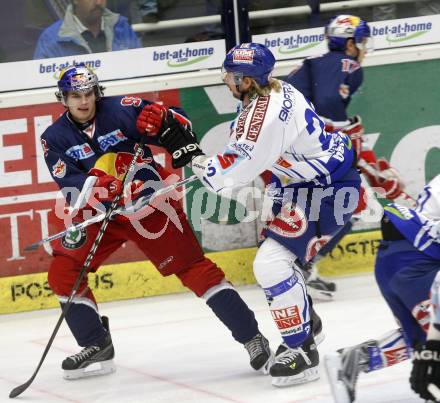 EBEL. Eishockey Bundesliga. VSV gegen EC Red Bull Salzburg. Thomas Pfeffer, (VSV),  Patrick Maier (Salzburg). Villach, am 29.9.2009.
Foto: Kuess 


---
pressefotos, pressefotografie, kuess, qs, qspictures, sport, bild, bilder, bilddatenbank