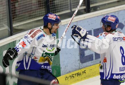 EBEL. Eishockey Bundesliga. VSV gegen EC Red Bull Salzburg. Torjubel Jonathan Ferland, Roland Kaspitz (VSV). Villach, am 29.9.2009.
Foto: Kuess 


---
pressefotos, pressefotografie, kuess, qs, qspictures, sport, bild, bilder, bilddatenbank