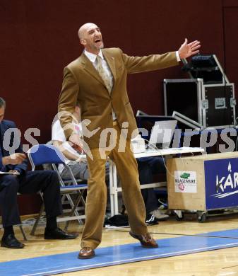 Basketball Bundesliga. Woerthersee Piraten gegen Gmunden. Trainer Nenad Videka (Piraten).  Klagenfurt, 10.10.2009
Foto: Kuess

---
pressefotos, pressefotografie, kuess, qs, qspictures, sport, bild, bilder, bilddatenbank